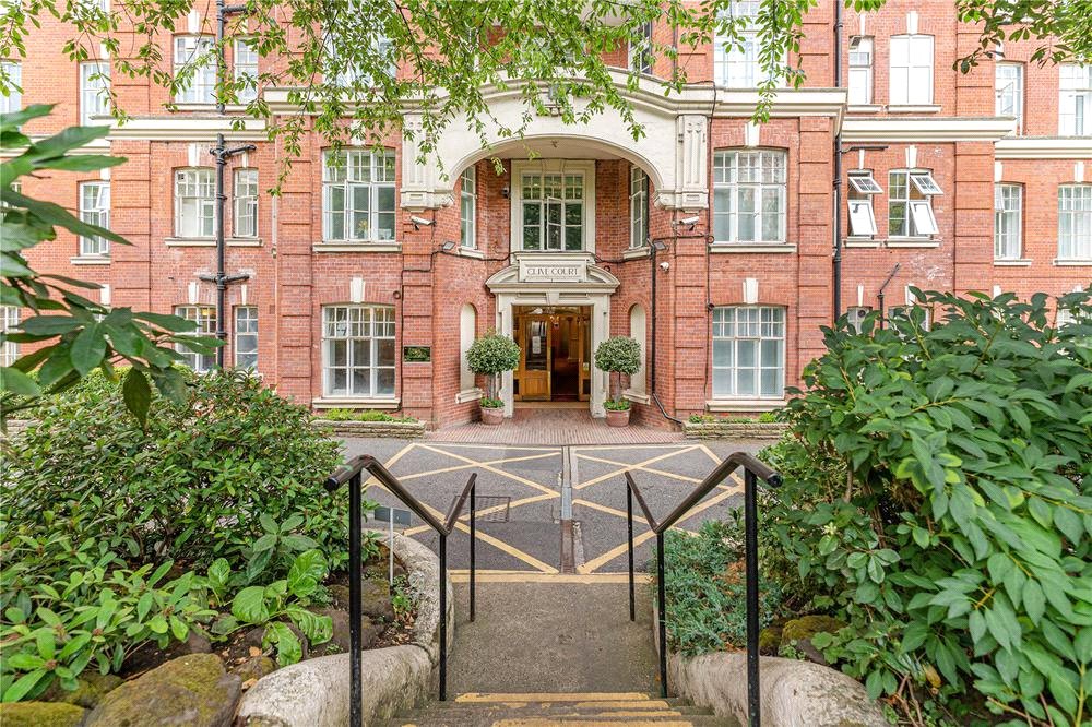 3 bed apartment to rent in Maida Vale, London 0