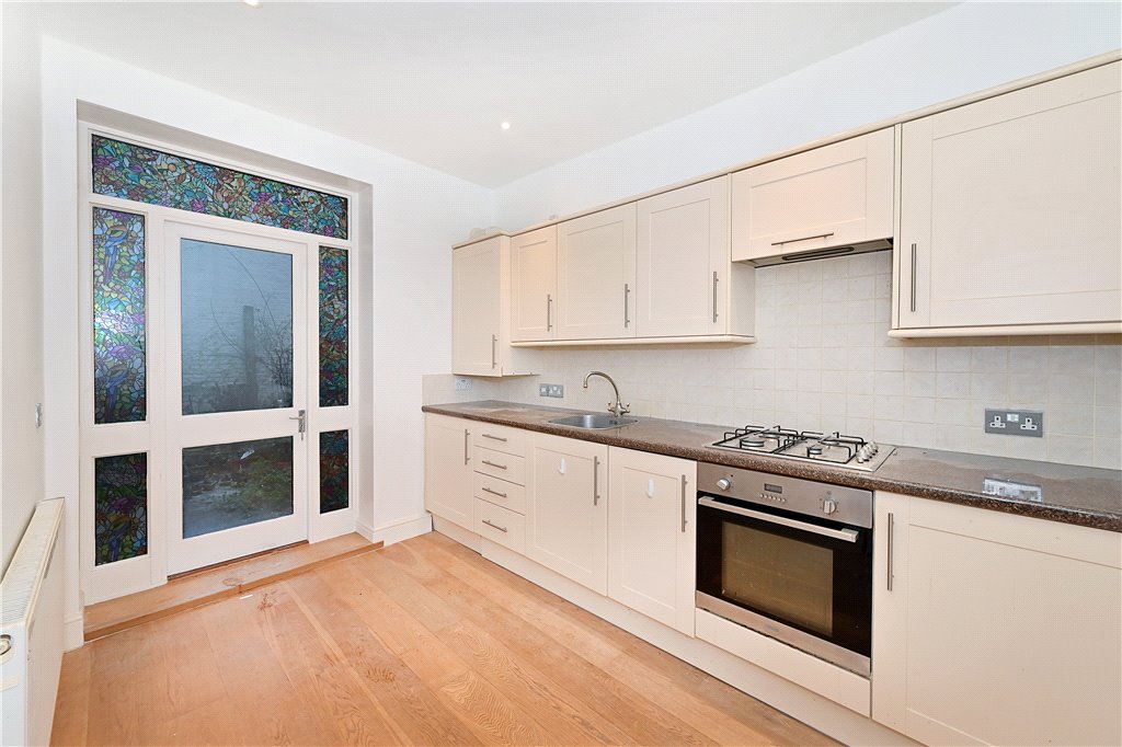 2 bed apartment for sale in Bury Place, London 7