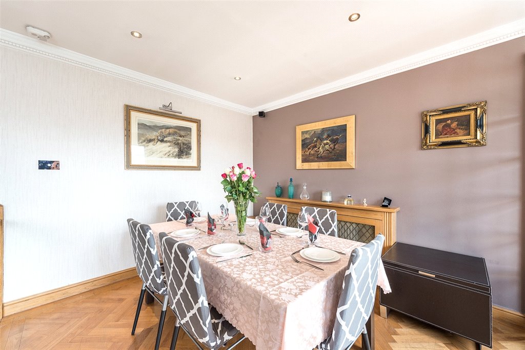 3 bed apartment for sale in Southwick Street, London 7