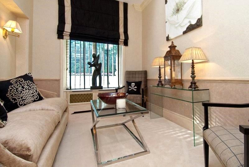 7 bed house to rent in Frognal, Hampstead 9