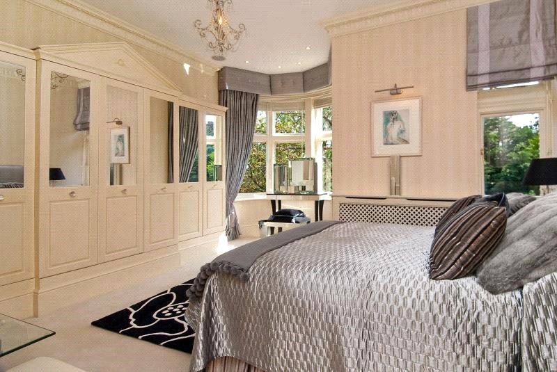 7 bed house to rent in Frognal, Hampstead 10