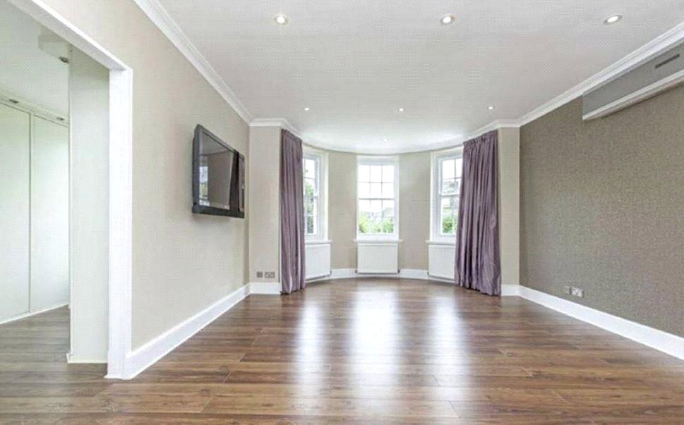 6 bed house to rent in Springfield Road, London 5
