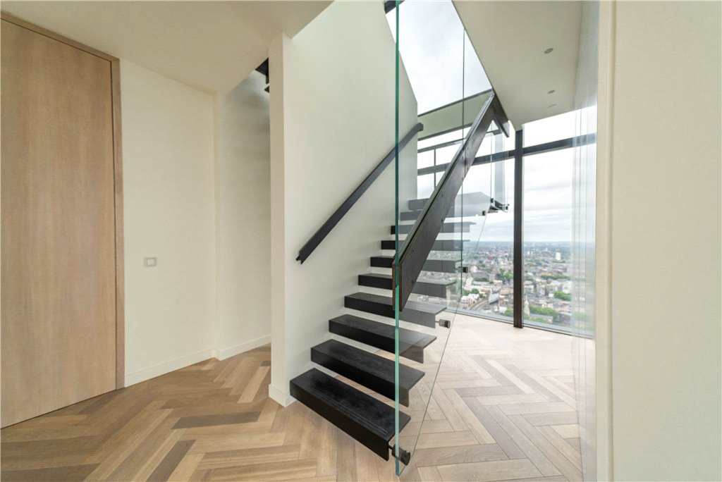 3 bed apartment for sale in Principal Place, Worship Street  - Property Image 3