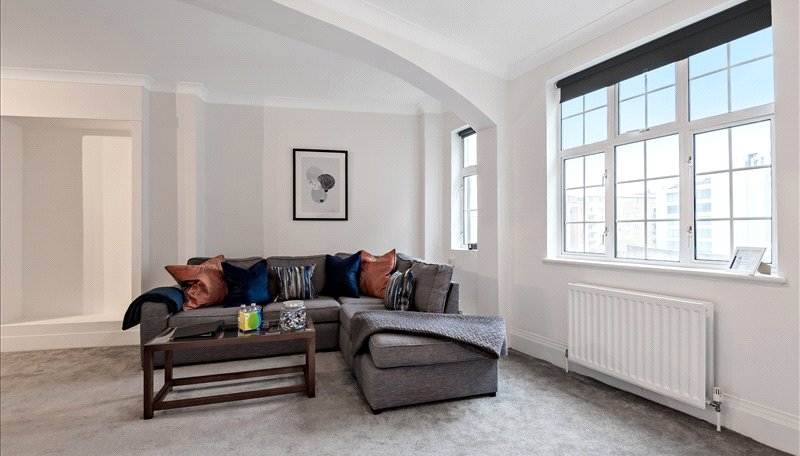 2 bed apartment to rent in Park Road, St. John's Wood 1