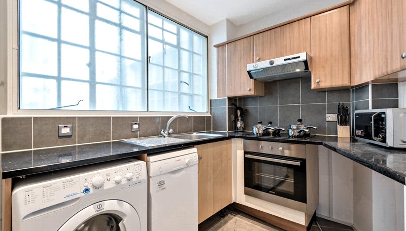 2 bed apartment to rent in Park Road, St. John's Wood  - Property Image 4