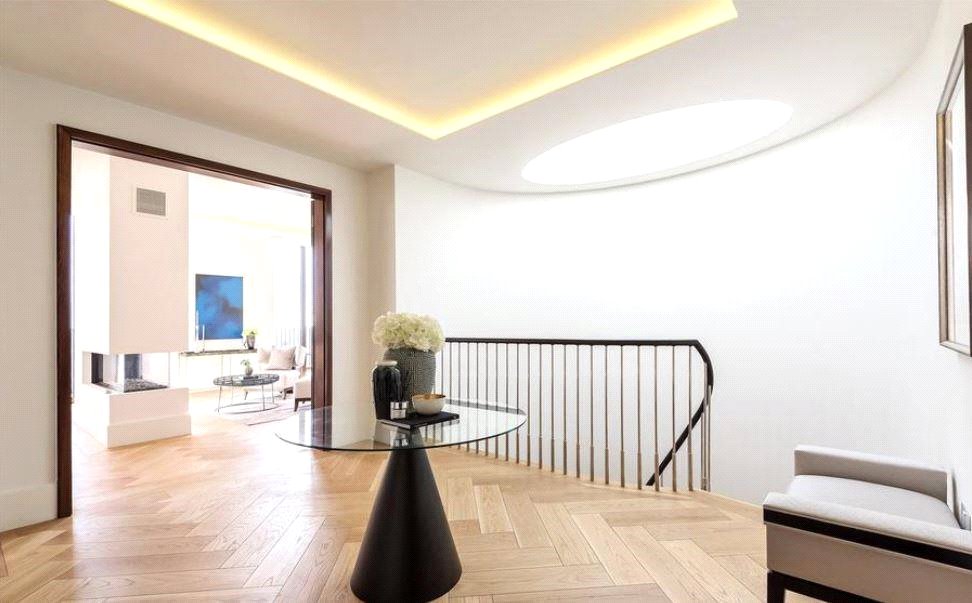 4 bed apartment for sale in St. Edmunds Terrace, London 10