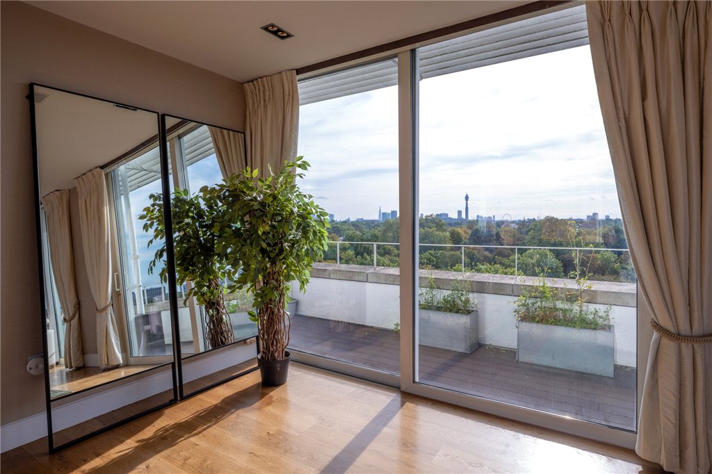 4 bed apartment for sale in Prince Albert Road, London 13