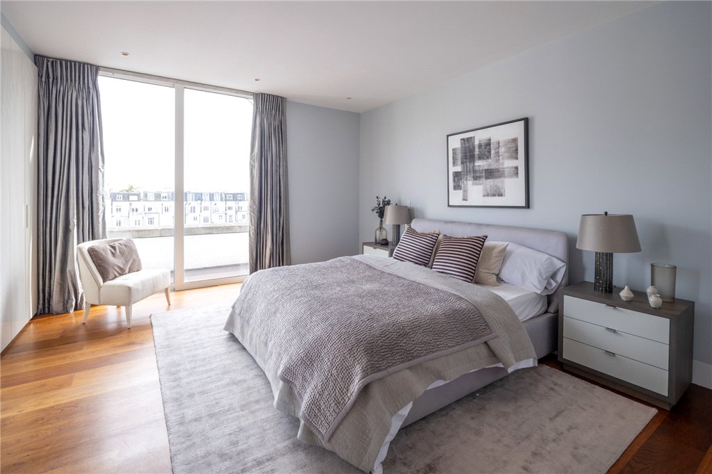 4 bed apartment for sale in Prince Albert Road, London 8