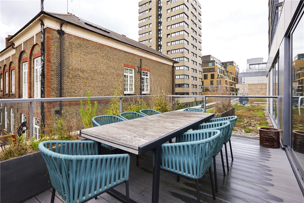 3 bed apartment for sale in Berwick Street, London 11