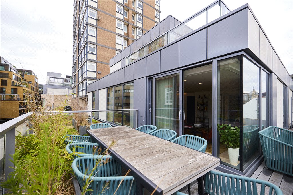 3 bed apartment for sale in Berwick Street, London 7