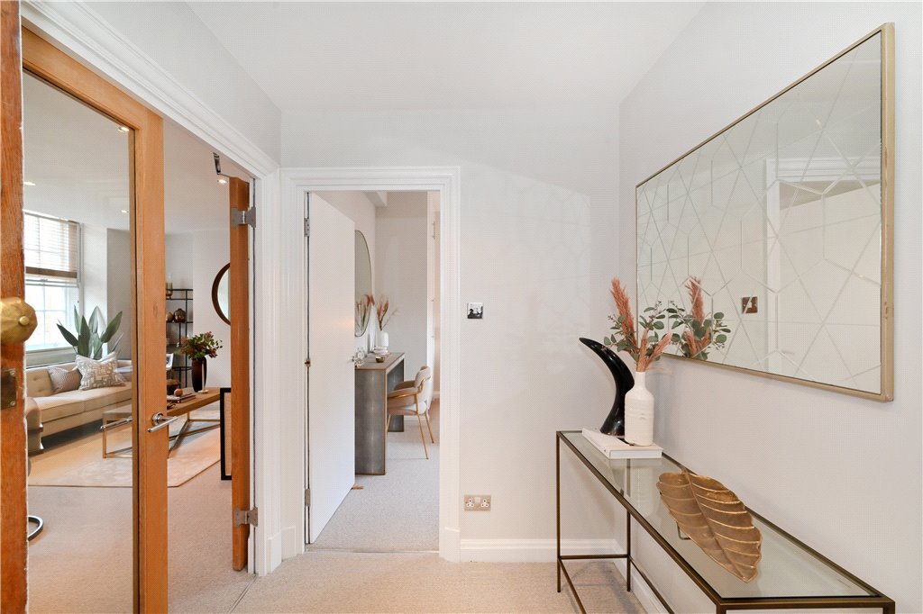 2 bed apartment for sale in Marylebone High Street, London 6