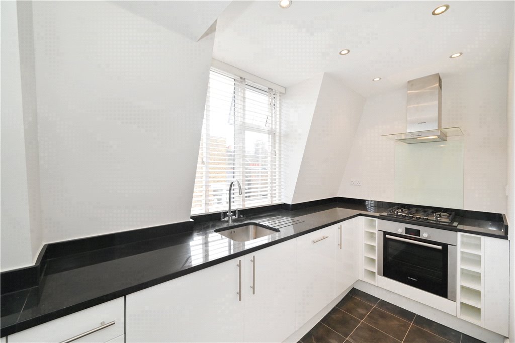 3 bed apartment for sale in Marylebone High Street, London 2