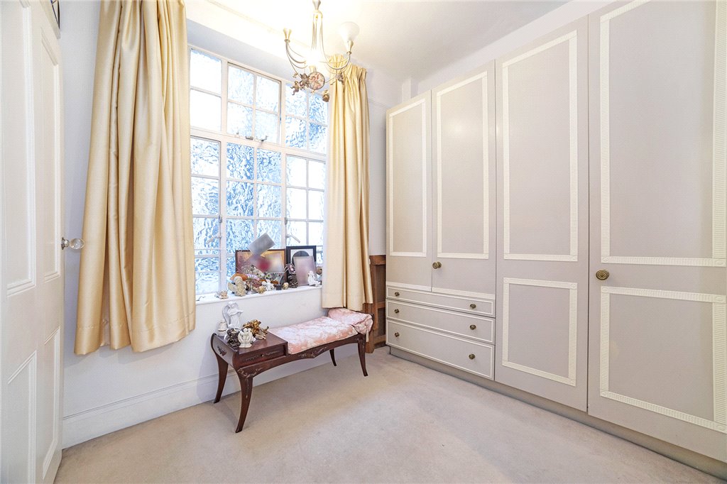 5 bed apartment for sale in Kensington High Street, London  - Property Image 12
