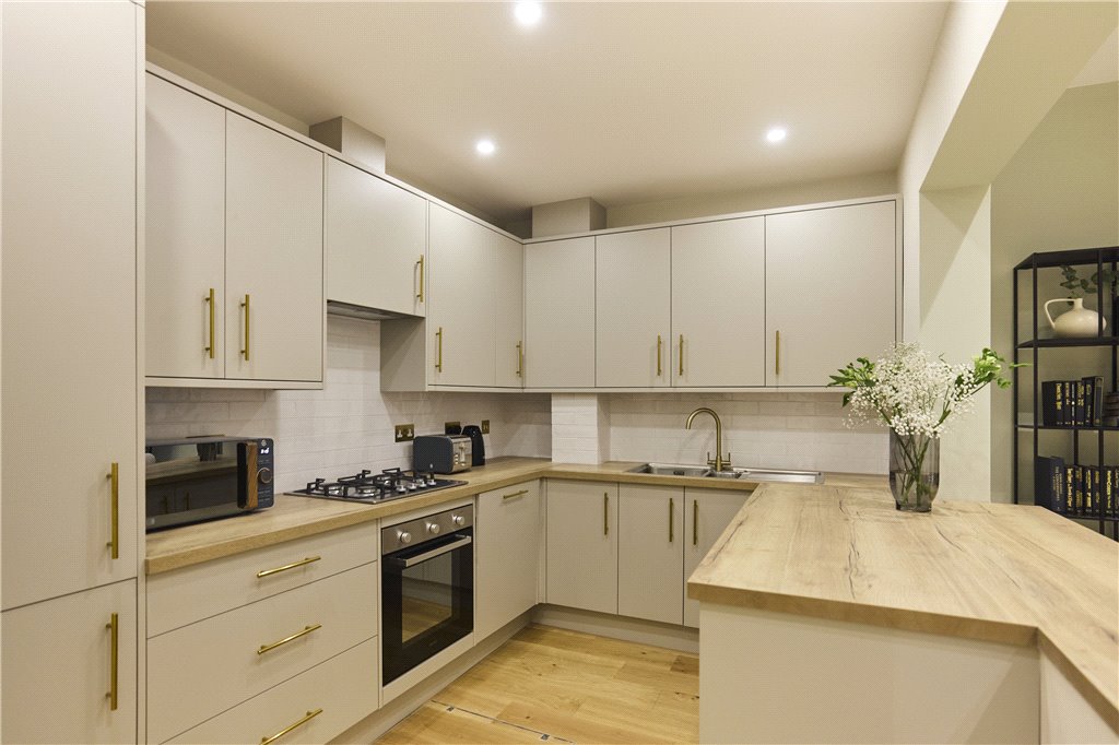 3 bed  for sale in Kensington Gardens Square, London  - Property Image 3
