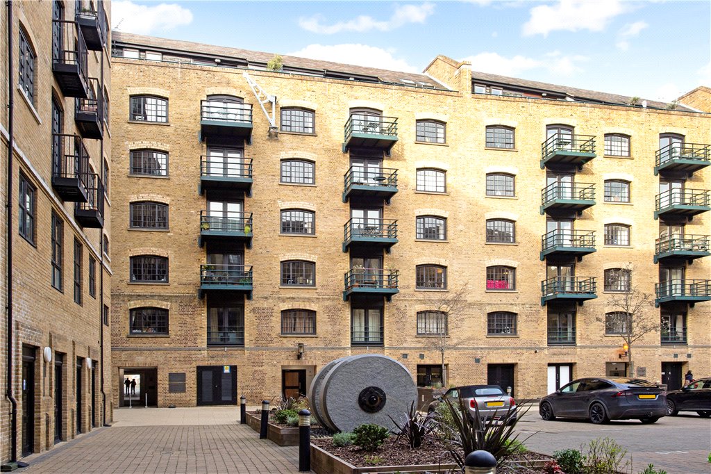 2 bed apartment for sale in Cardamom Building, 31 Shad Thames 17