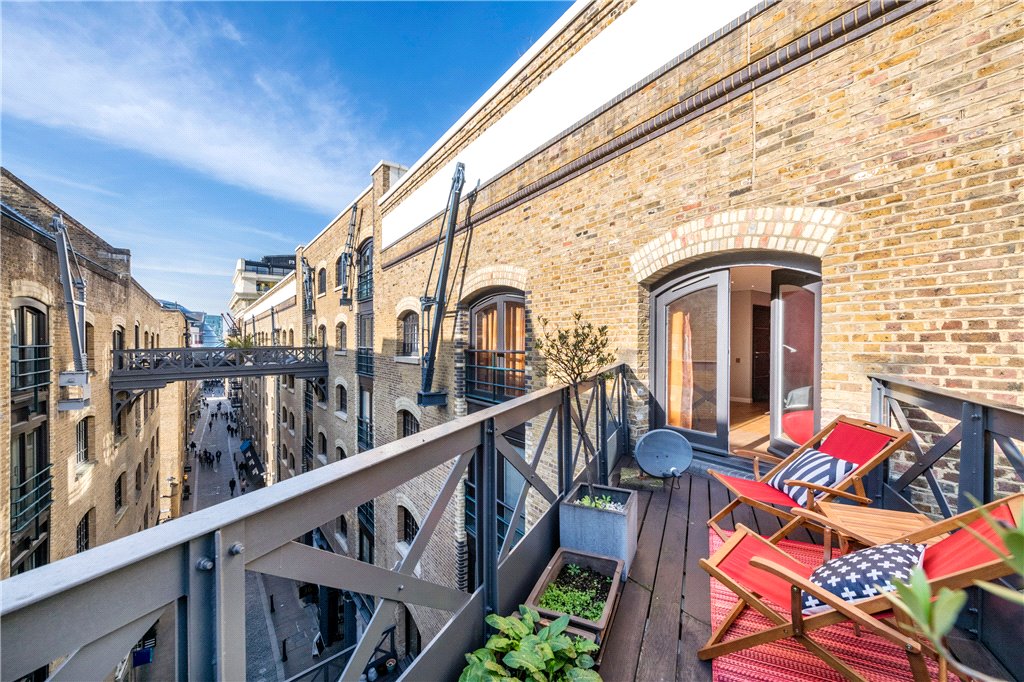 2 bed apartment for sale in Butlers Wharf Building, 36 Shad Thames  - Property Image 3