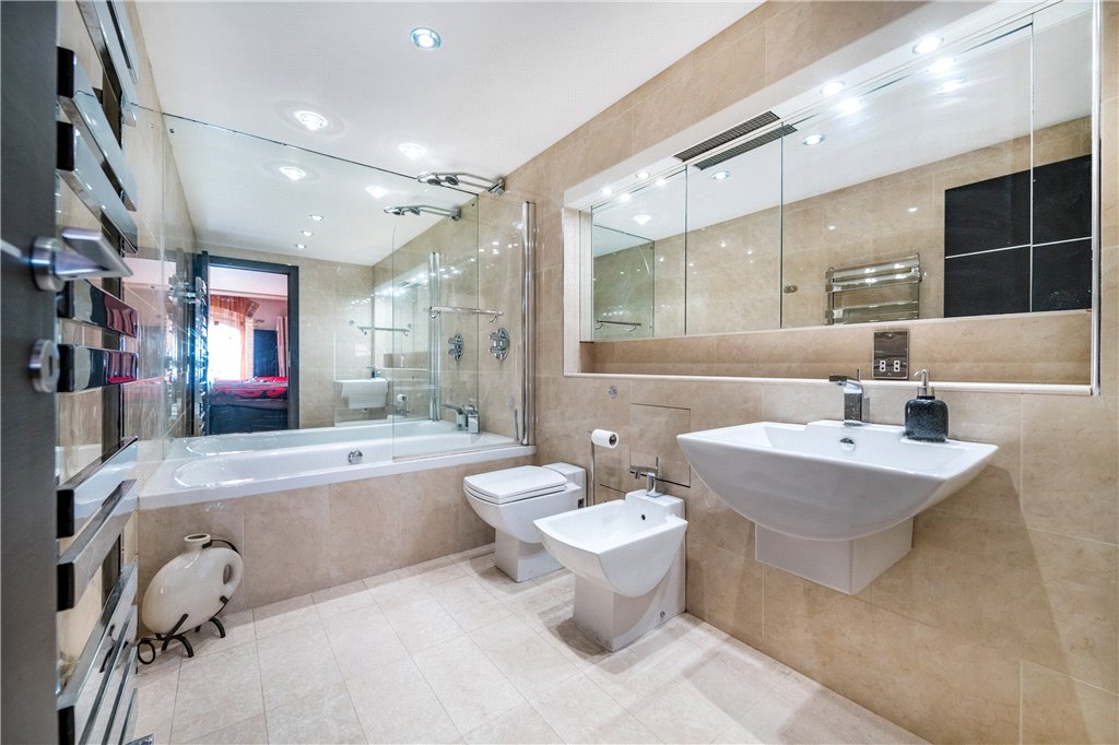 2 bed apartment for sale in Butlers Wharf Building, 36 Shad Thames 7