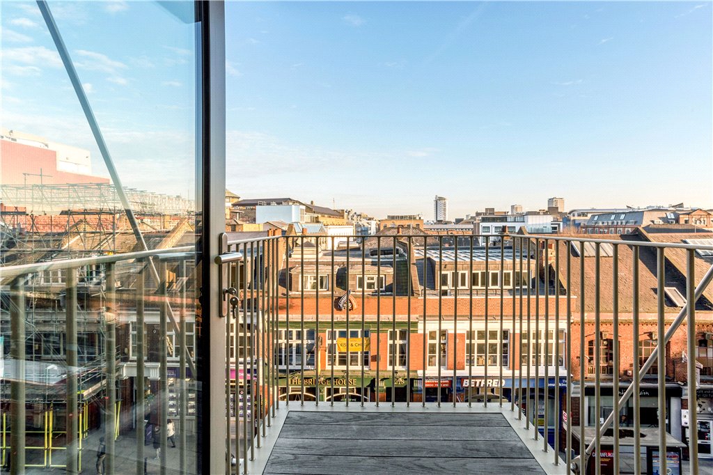 1 bed apartment for sale in Still Walk, London  - Property Image 3