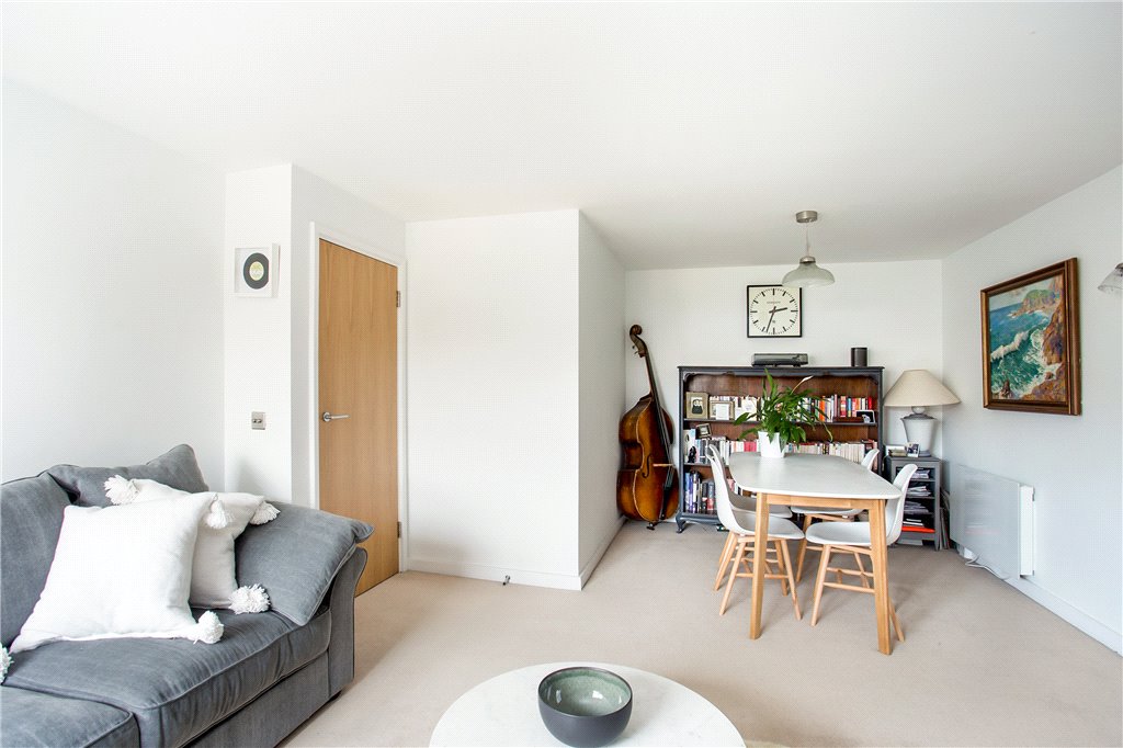 2 bed apartment for sale in Jacob Street, London  - Property Image 7