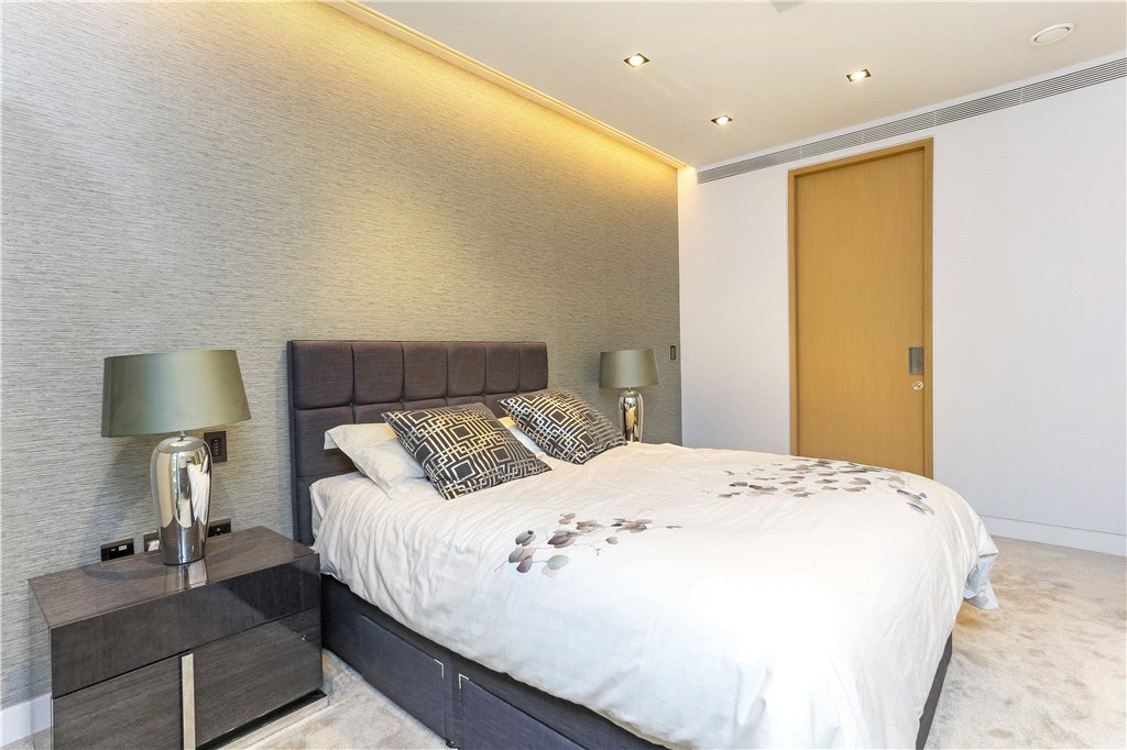 2 bed apartment for sale in Duchess Walk, London  - Property Image 10