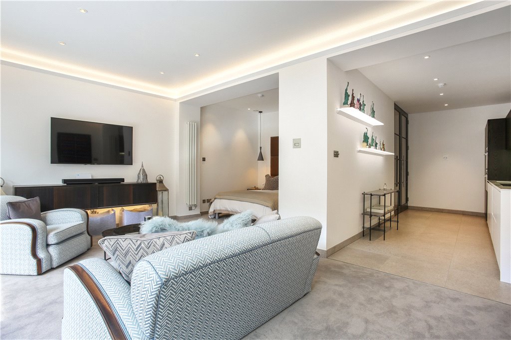 Apartment for sale in Shad Thames, London - Property Image 1