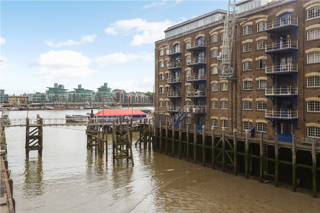 Apartment for sale in Shad Thames, London  - Property Image 9