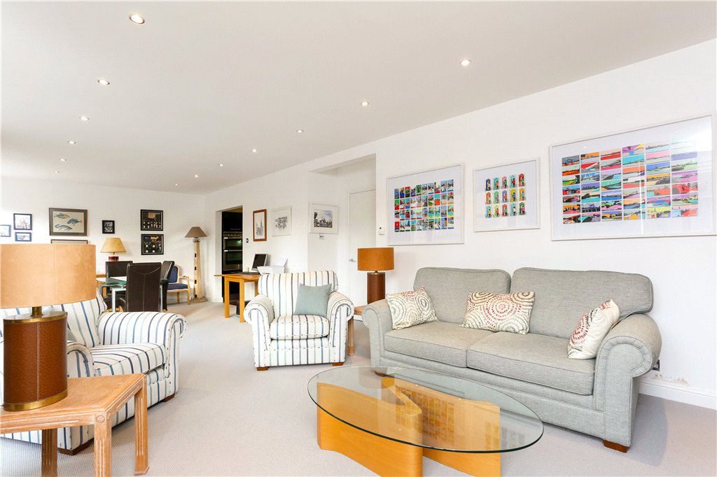 2 bed apartment for sale in Mill Street, London  - Property Image 7