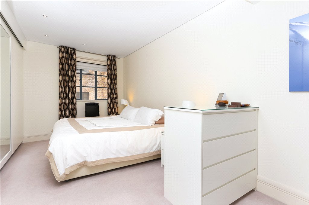 2 bed apartment for sale in Spice Quay Heights, 32 Shad Thames 4