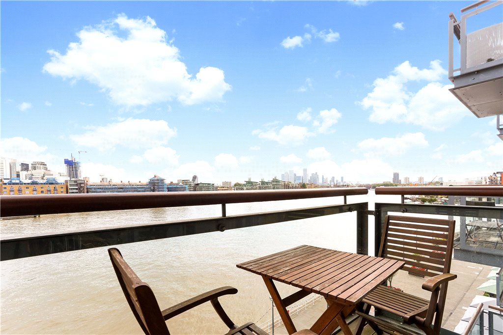 2 bed apartment for sale in Spice Quay Heights, 32 Shad Thames  - Property Image 3