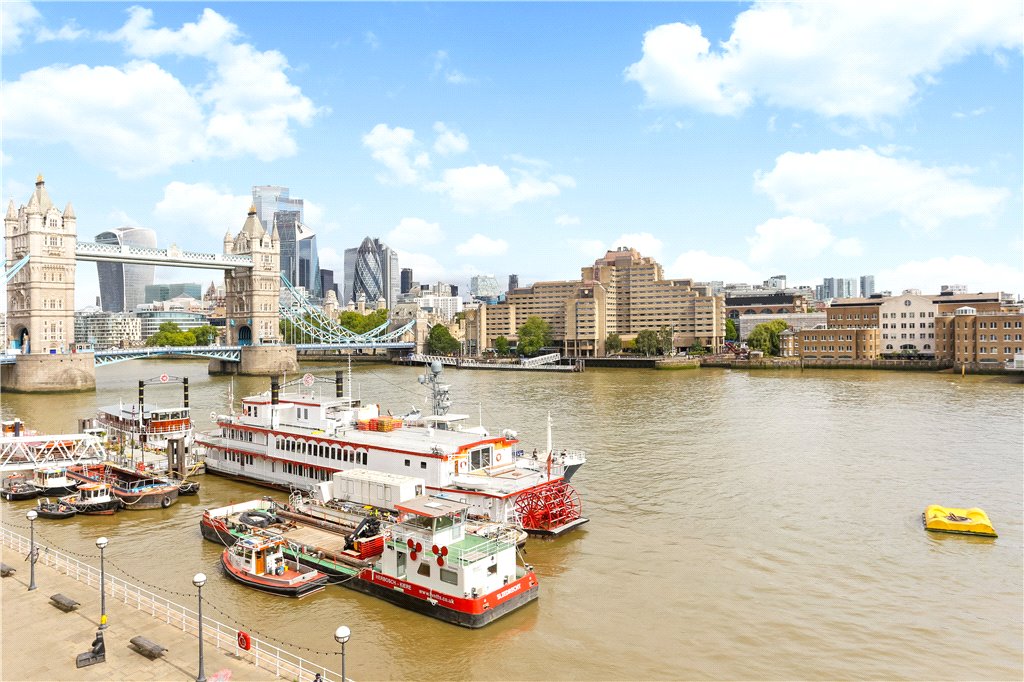 2 bed apartment for sale in Spice Quay Heights, 32 Shad Thames - Property Image 1