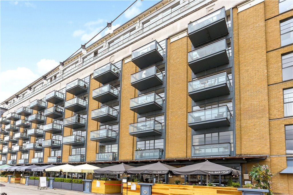 2 bed apartment for sale in Spice Quay Heights, 32 Shad Thames 15