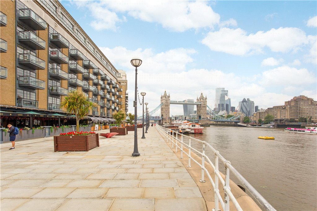 2 bed apartment for sale in Spice Quay Heights, 32 Shad Thames 23