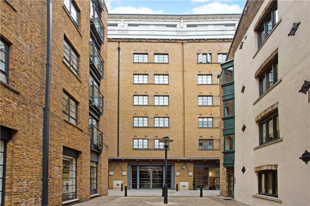2 bed apartment for sale in Spice Quay Heights, 32 Shad Thames 18