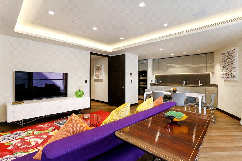 2 bed apartment for sale in Earls Way, London  - Property Image 9