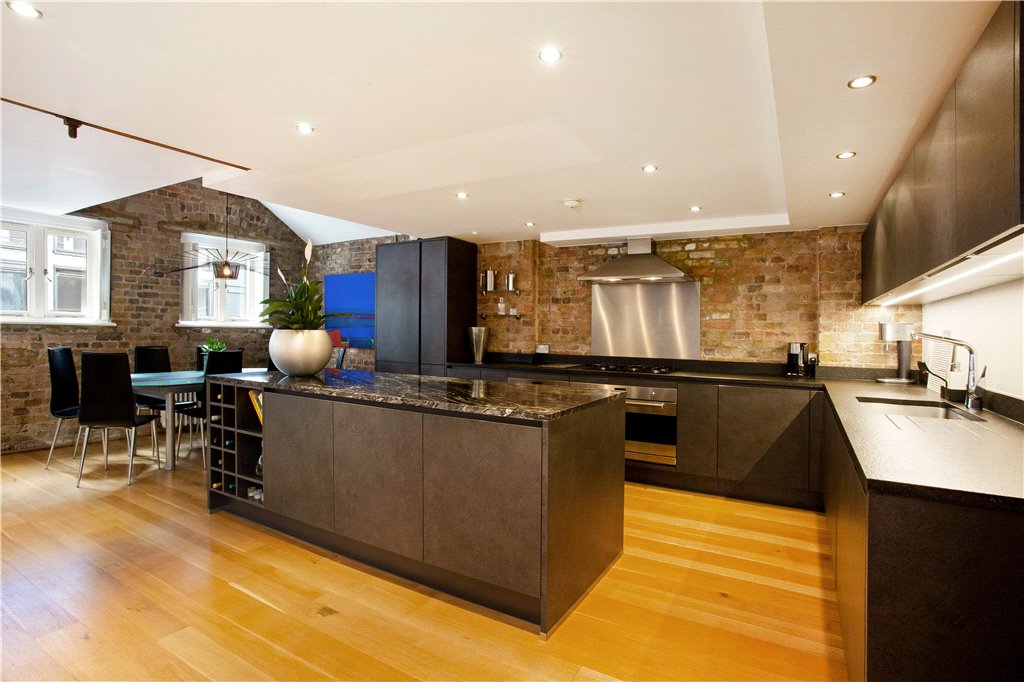 2 bed apartment for sale in Shad Thames, London  - Property Image 5