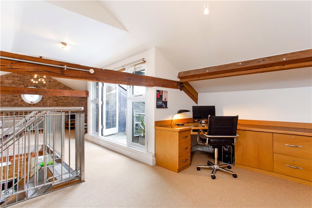 2 bed apartment for sale in Shad Thames, London  - Property Image 18