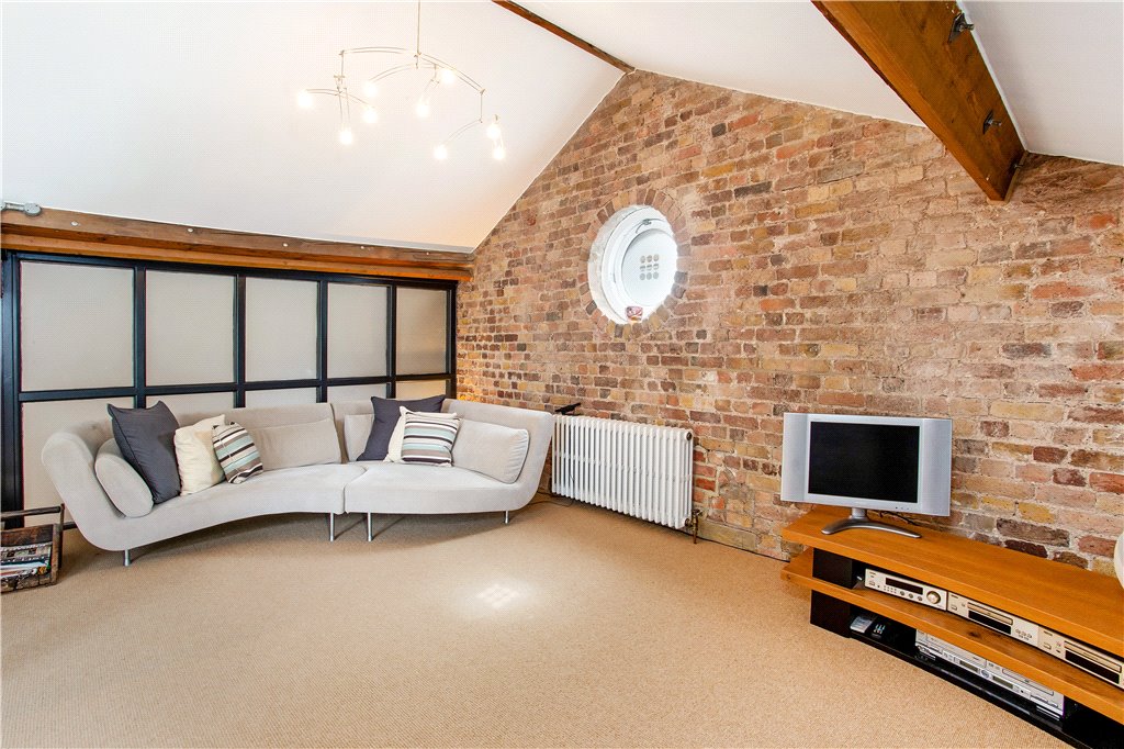 2 bed apartment for sale in Shad Thames, London  - Property Image 15