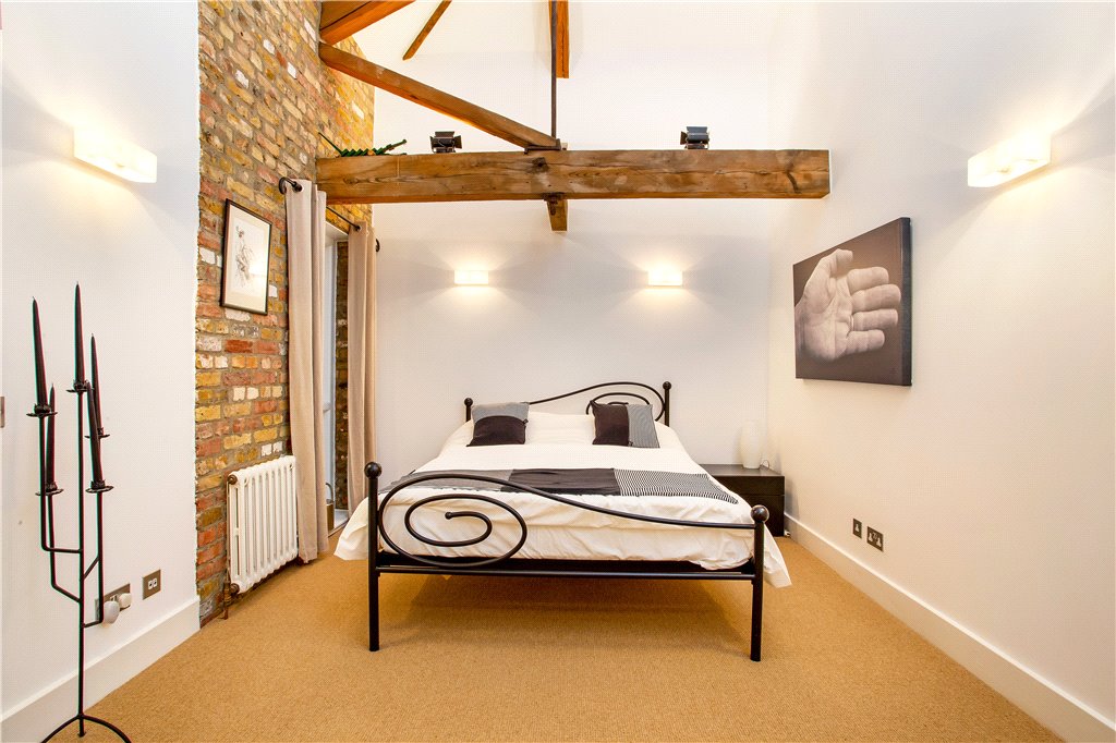 2 bed apartment for sale in Shad Thames, London  - Property Image 19