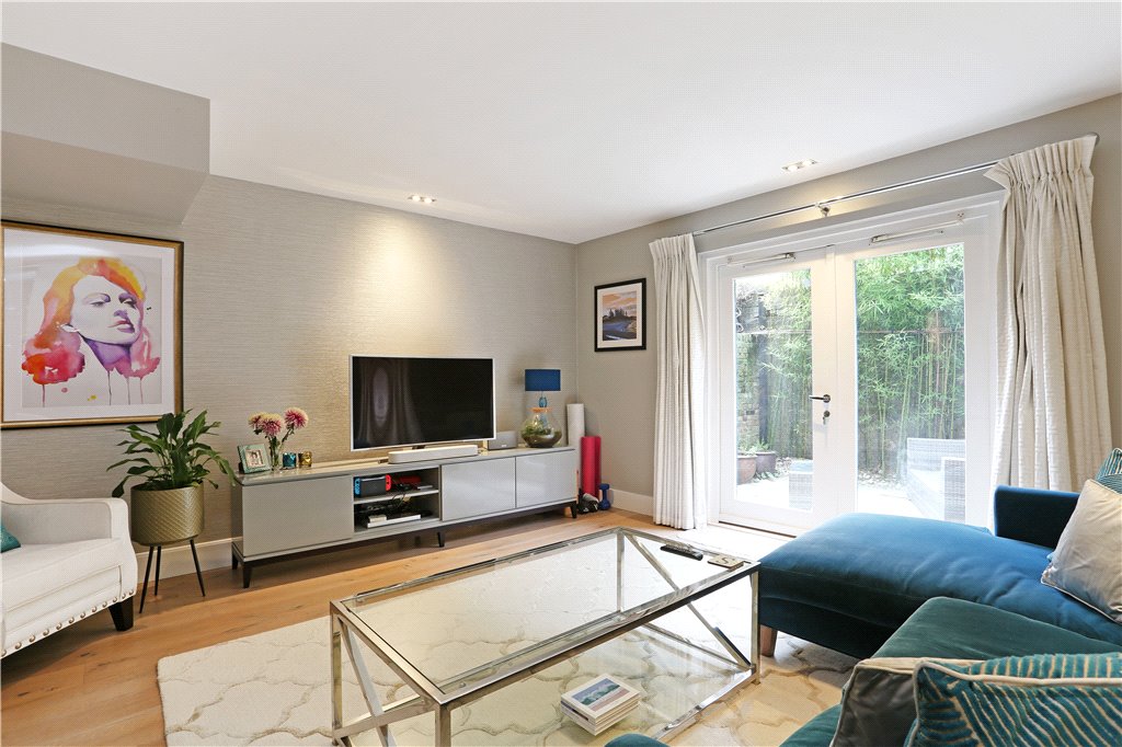 3 bed house for sale in Butlers & Colonial Wharf, London 1
