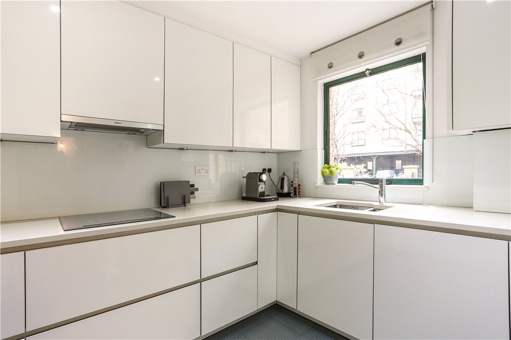 3 bed house for sale in Butlers & Colonial Wharf, London 3