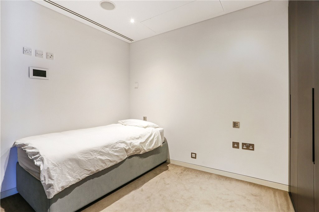 2 bed apartment for sale in Marconi House, 335 Strand 5