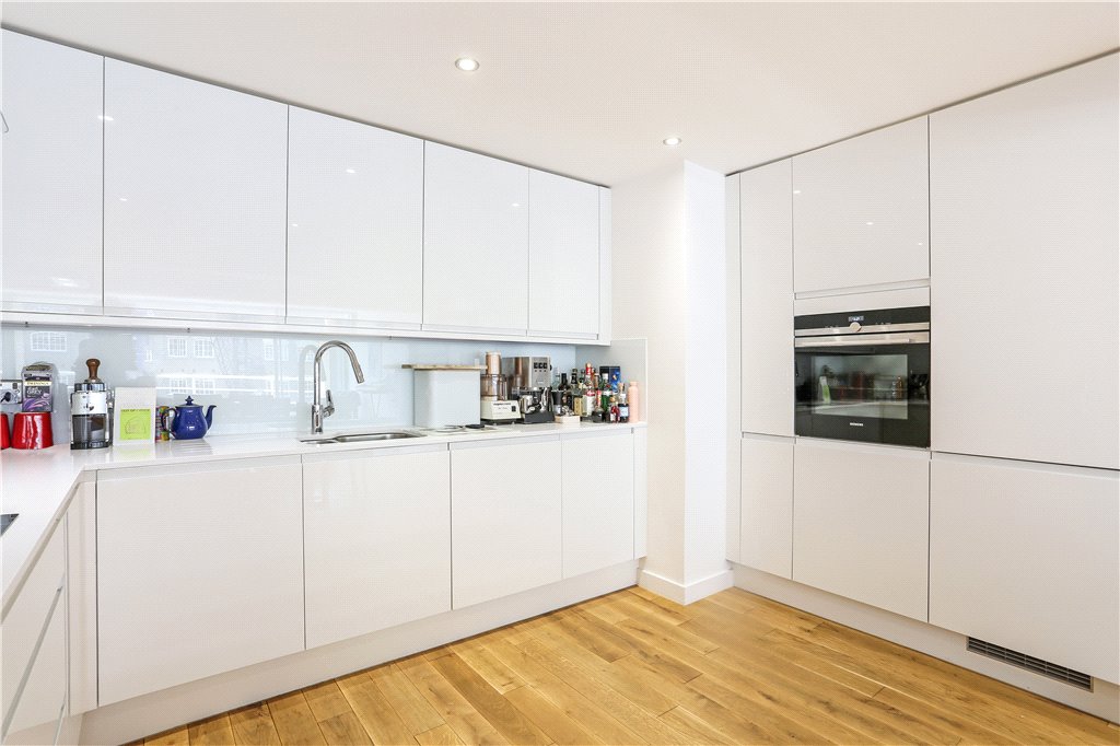 2 bed apartment for sale in Cinnamon Wharf, 24 Shad Thames 4