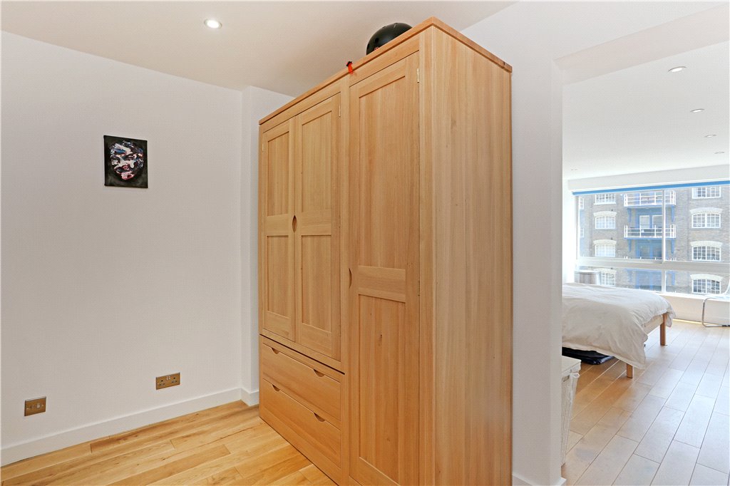 2 bed apartment for sale in Cinnamon Wharf, 24 Shad Thames 9