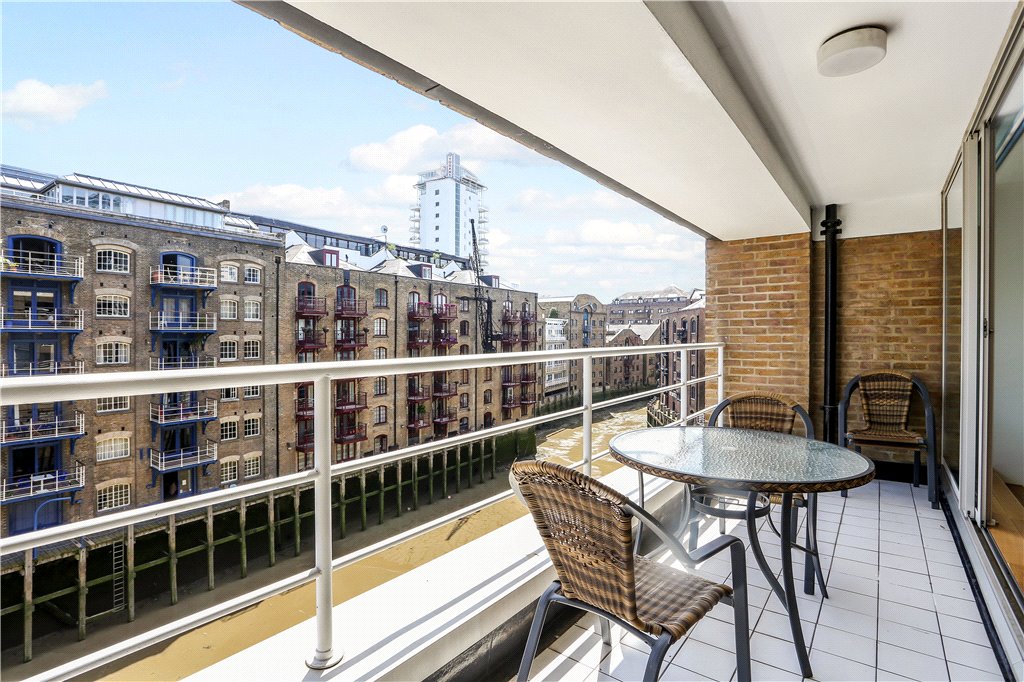 2 bed apartment for sale in Cinnamon Wharf, 24 Shad Thames - Property Image 1