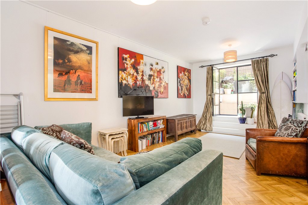 2 bed apartment for sale in Spa Road, London  - Property Image 2