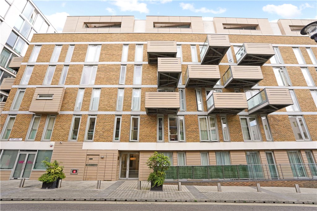2 bed apartment for sale in East Lane, London  - Property Image 17