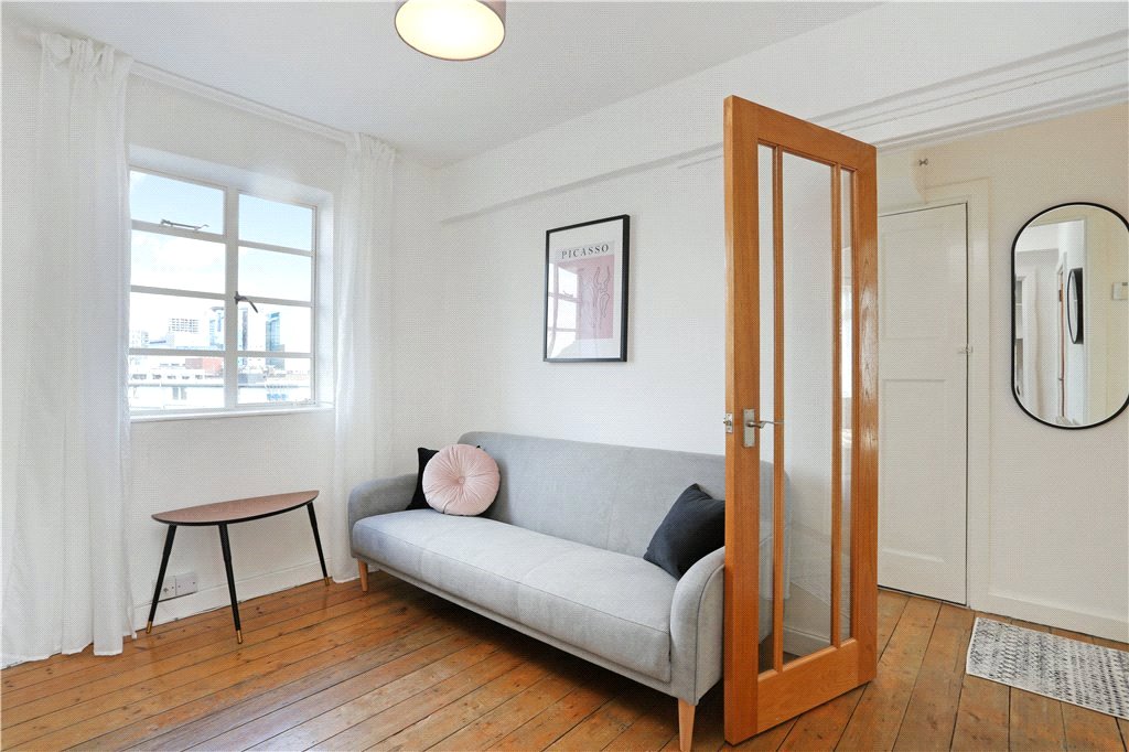 2 bed apartment for sale in Greatorex Street  - Property Image 3