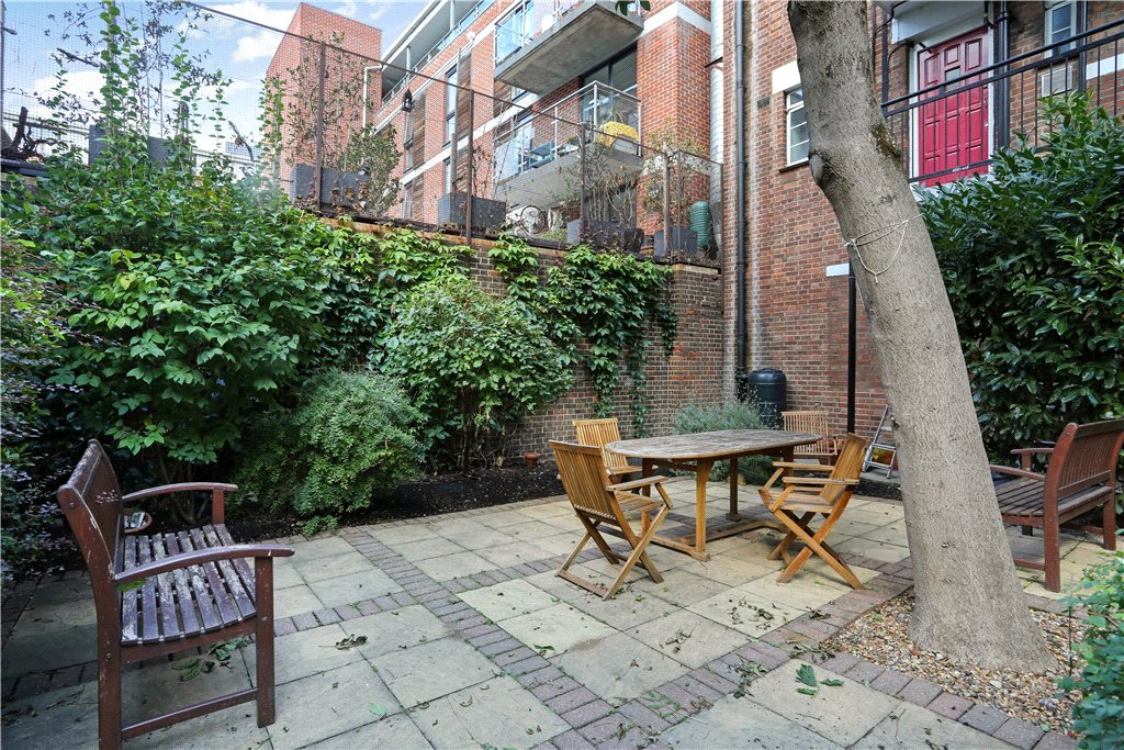 2 bed apartment for sale in Greatorex Street  - Property Image 13