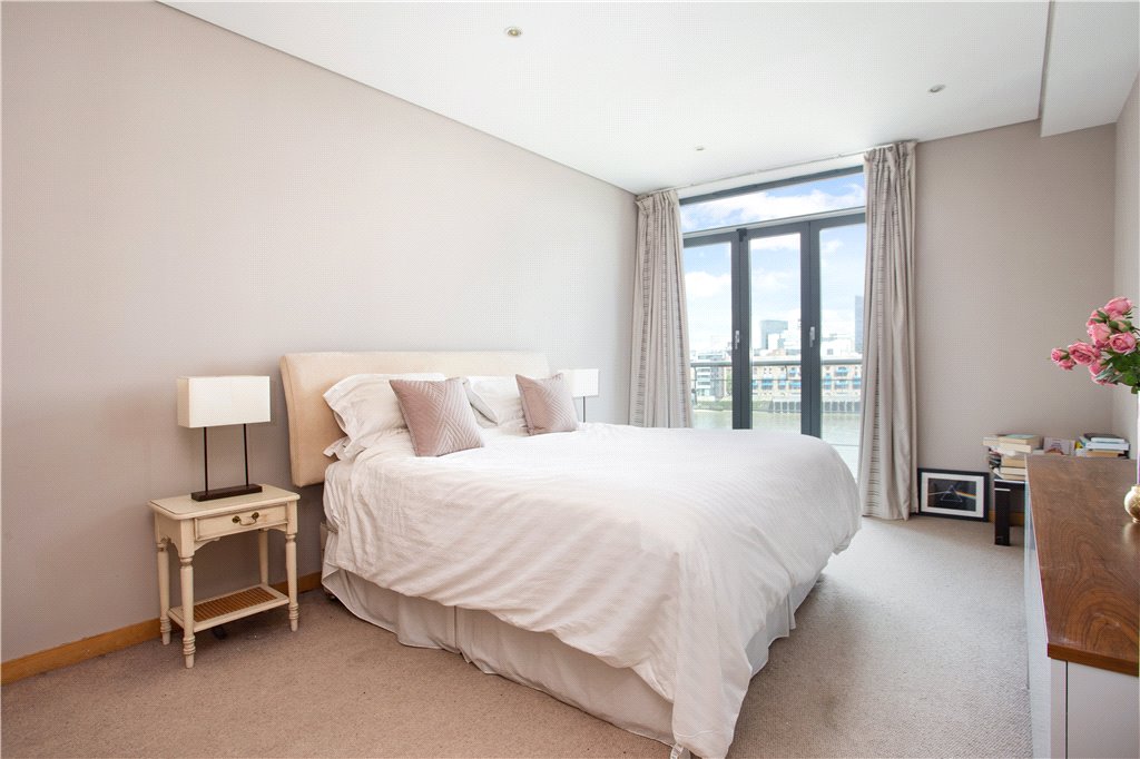 1 bed apartment for sale in Shad Thames, London 6