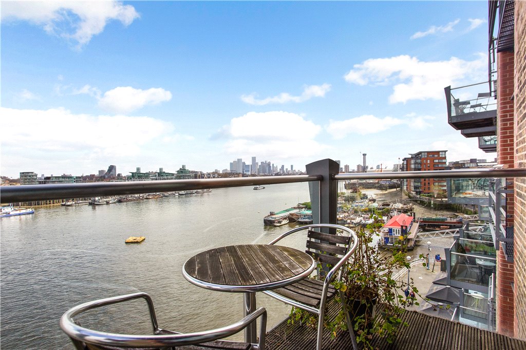 1 bed apartment for sale in Shad Thames, London 1